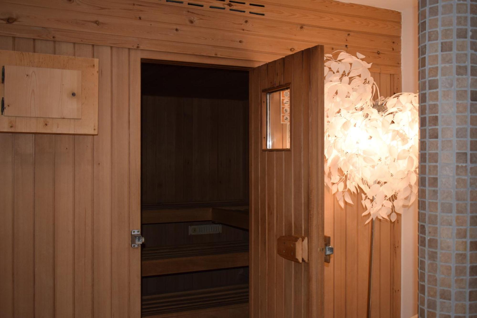 Smart Hotel Firn Madonna  Екстер'єр фото